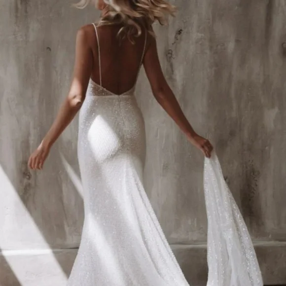 Made With Love Mila gown - Picture 4 of 5